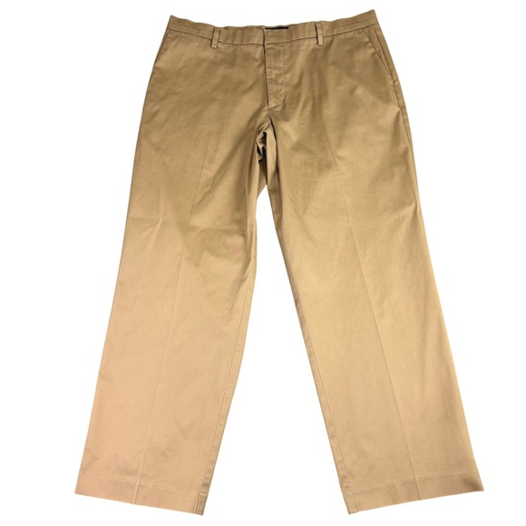 Dockers Relaxed Fit Mens 38x32 Khaki Chinos Pants Cotton Blend Stretch Workwear - Picture 1 of 10